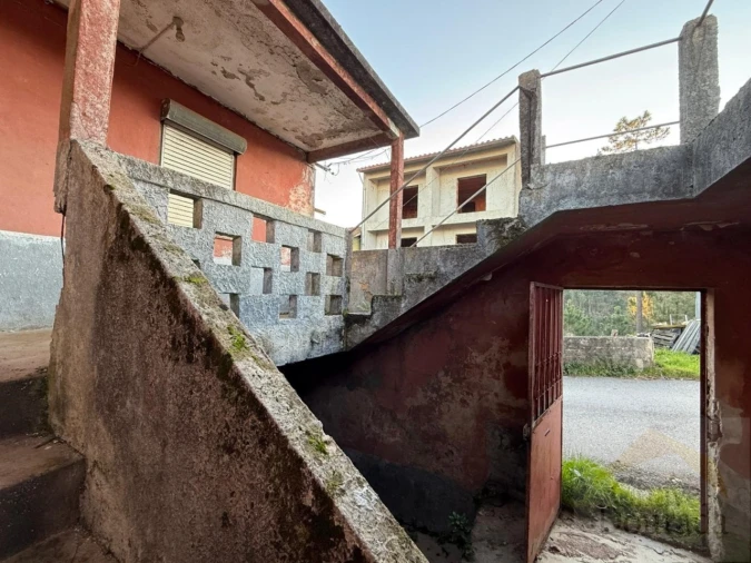 Moradia T3 para Venda em Semide e Rio Vide Foto 11