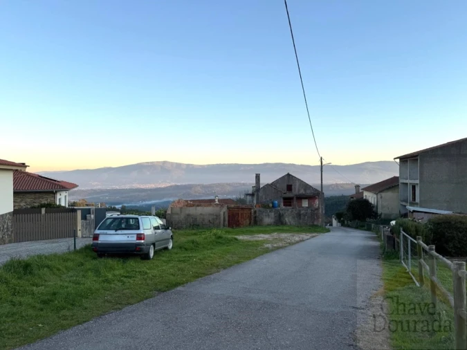 Moradia T3 para Venda em Semide e Rio Vide Foto 2