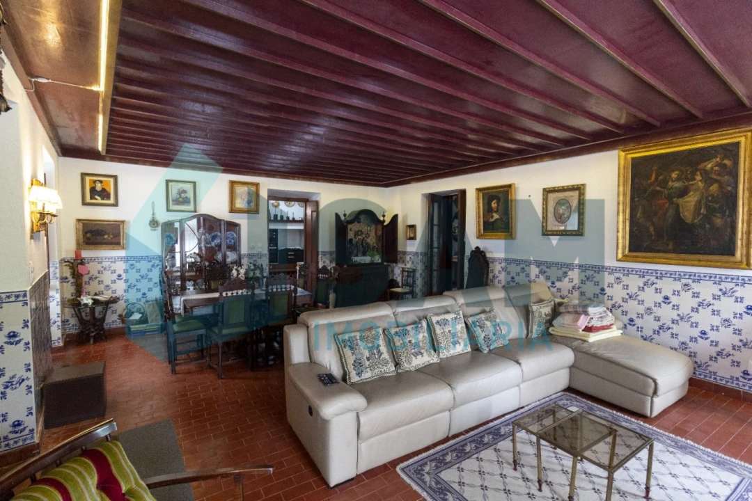 Quinta T4 para Venda em Miragaia e Marteleira Foto 7