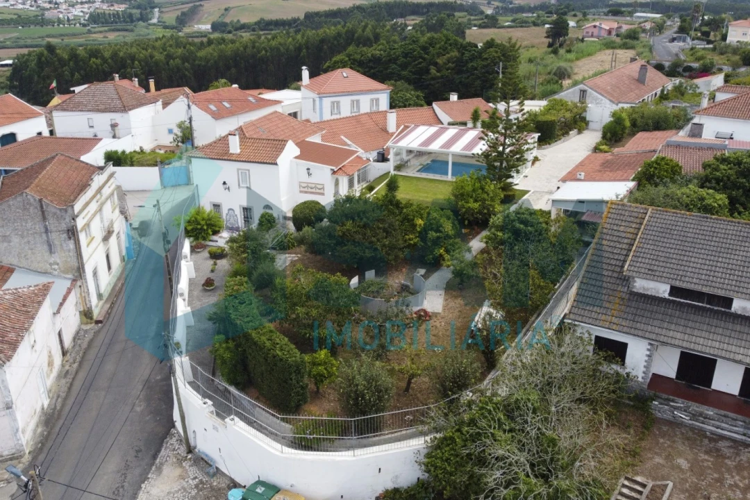 Quinta T4 para Venda em Miragaia e Marteleira Foto 38