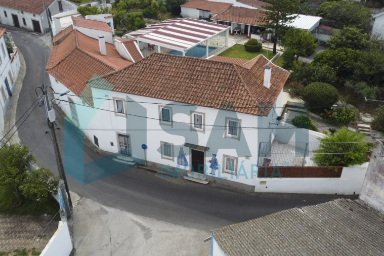 Quinta T4 para Venda em Miragaia e Marteleira Foto 1