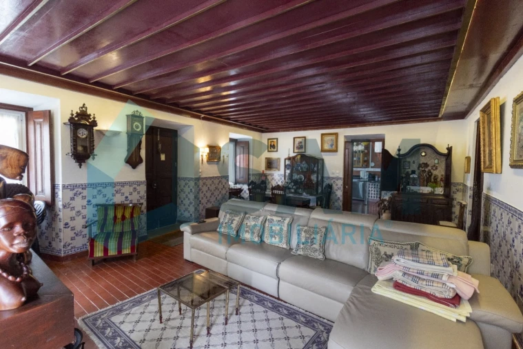 Quinta T4 para Venda em Miragaia e Marteleira Foto 8