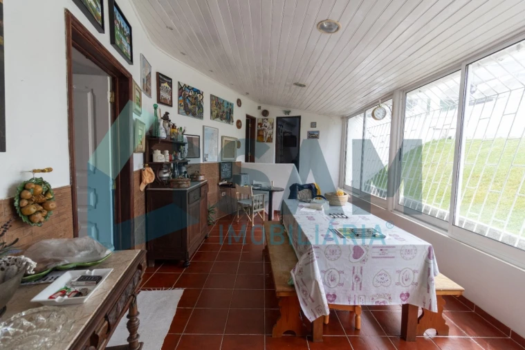 Quinta T4 para Venda em Miragaia e Marteleira Foto 11