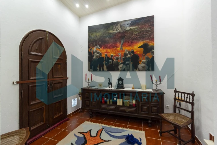 Quinta T4 para Venda em Miragaia e Marteleira Foto 20