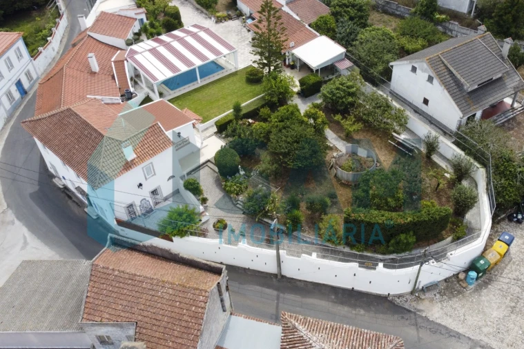 Quinta T4 para Venda em Miragaia e Marteleira Foto 37