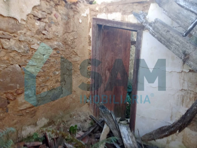 Moradia T2 para Venda em Carvoeira e Carmões Foto 8