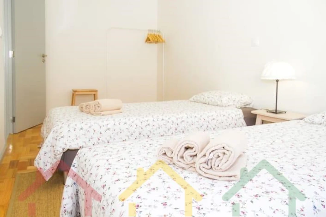 Apartamento T3 para Venda em Lordelo do Ouro e Massarelos Foto 8