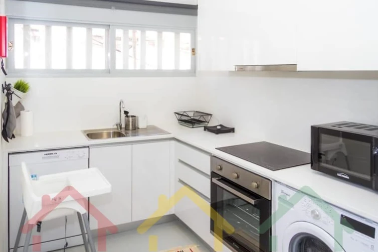 Apartamento T3 para Venda em Lordelo do Ouro e Massarelos Foto 3