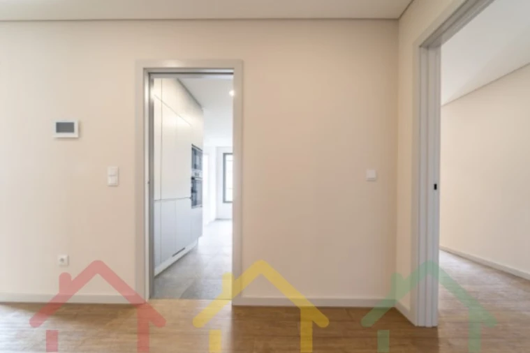 Apartamento T2 para Venda em Cedofeita, Santo Ildefonso, Sé, Miragaia, São Nicolau e Vitória Foto 9