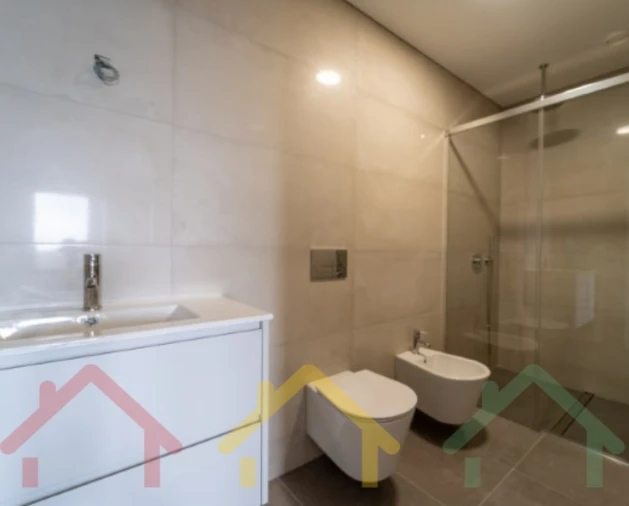 Apartamento T2 para Venda em Cedofeita, Santo Ildefonso, Sé, Miragaia, São Nicolau e Vitória Foto 14