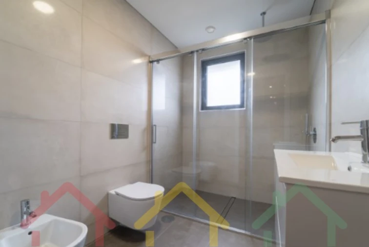 Apartamento T2 para Venda em Cedofeita, Santo Ildefonso, Sé, Miragaia, São Nicolau e Vitória Foto 18