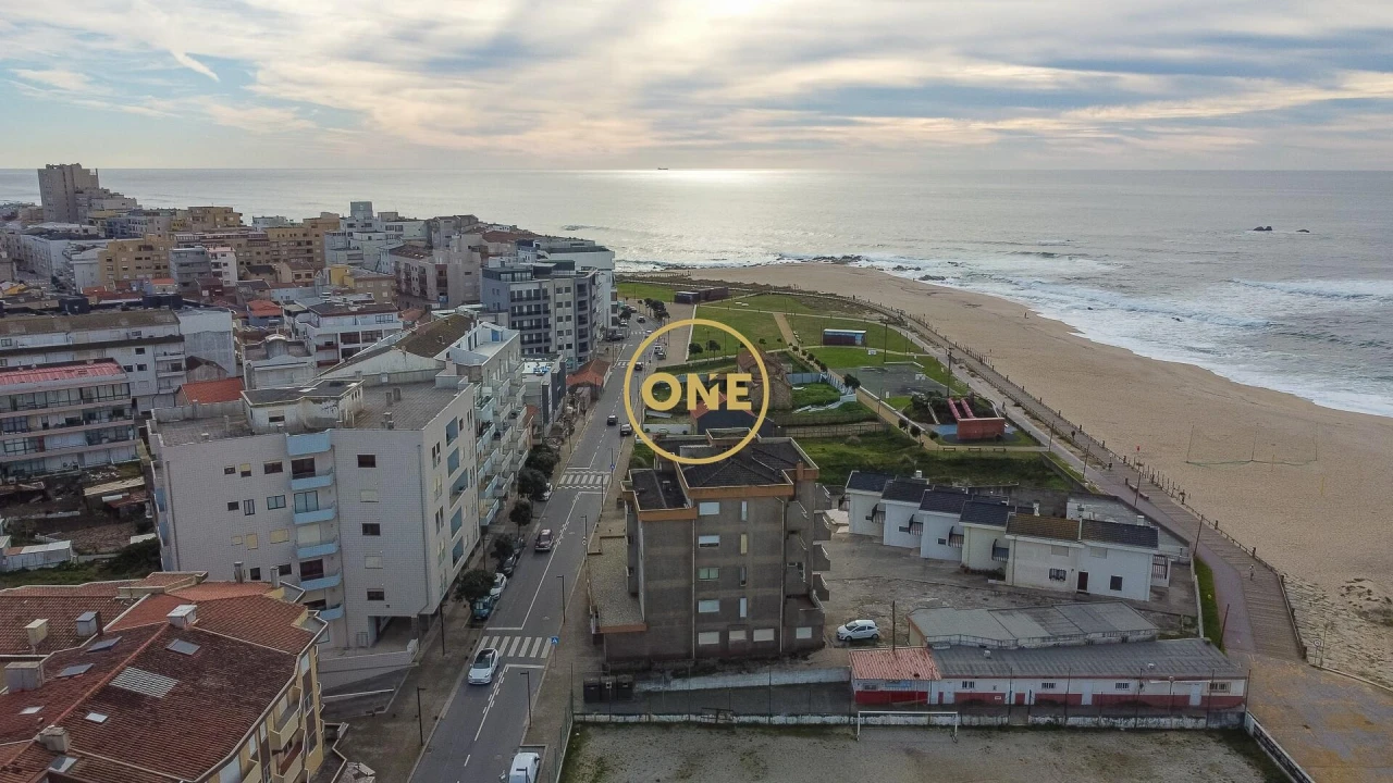 Negócio para Venda em Aver-O-Mar, Amorim e Terroso Foto 2