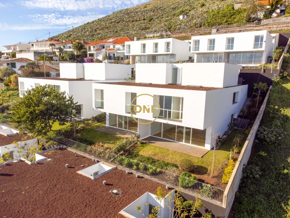 Moradia T4 para Venda em São Martinho Foto 5