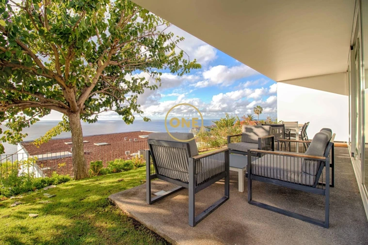 Moradia T4 para Venda em São Martinho Foto 8