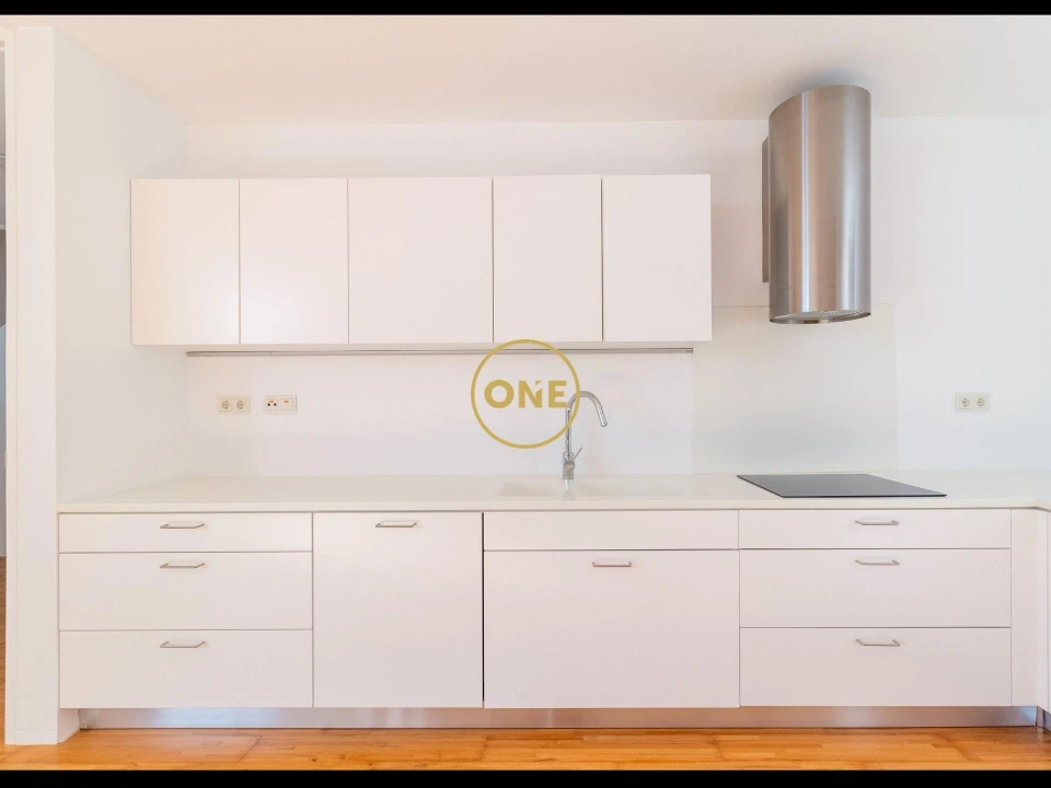 Moradia T4 para Venda em São Martinho Foto 16