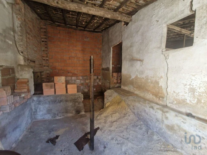 Moradia T2 para Venda em Lamas e Cercal Foto 10