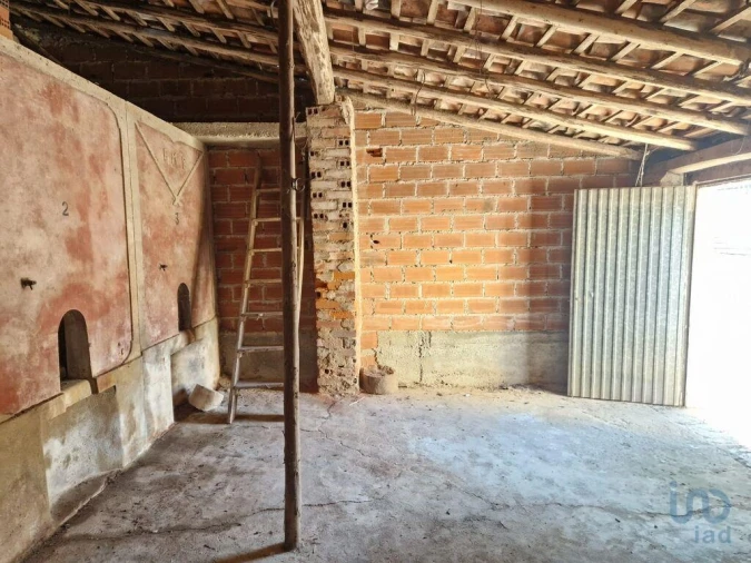 Moradia T2 para Venda em Lamas e Cercal Foto 5