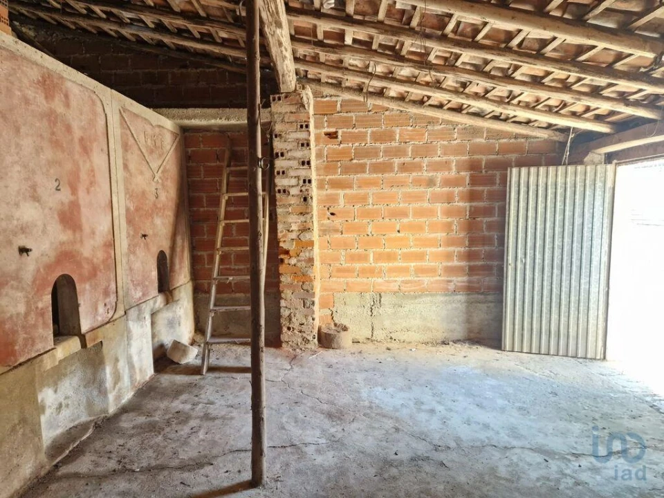 Moradia T2 para Venda em Lamas e Cercal Foto 3