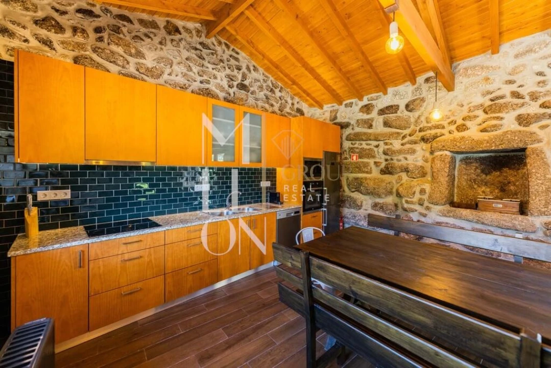 Quinta T8 para Venda em Anissó e Soutelo Foto 18