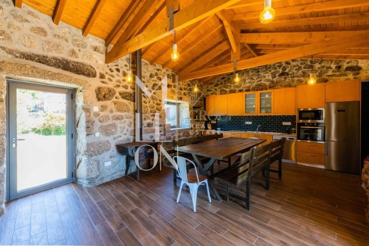 Quinta T8 para Venda em Anissó e Soutelo Foto 11