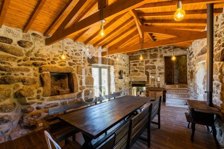 Quinta T8 para Venda em Anissó e Soutelo Foto 20