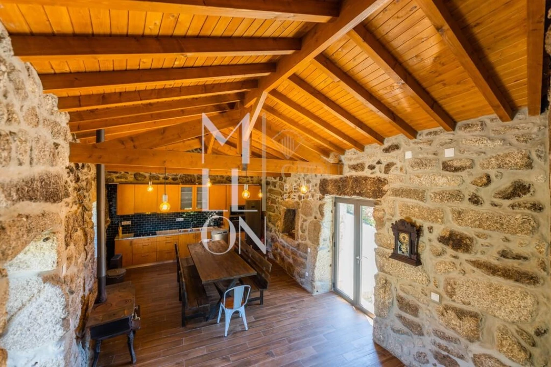 Quinta T8 para Venda em Anissó e Soutelo Foto 38