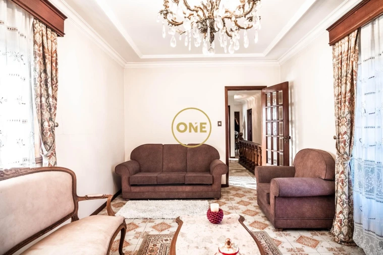 Moradia T6 para Venda em Agrela Foto 30