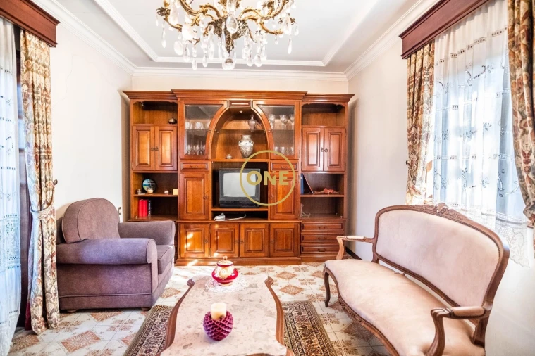 Moradia T6 para Venda em Agrela Foto 29