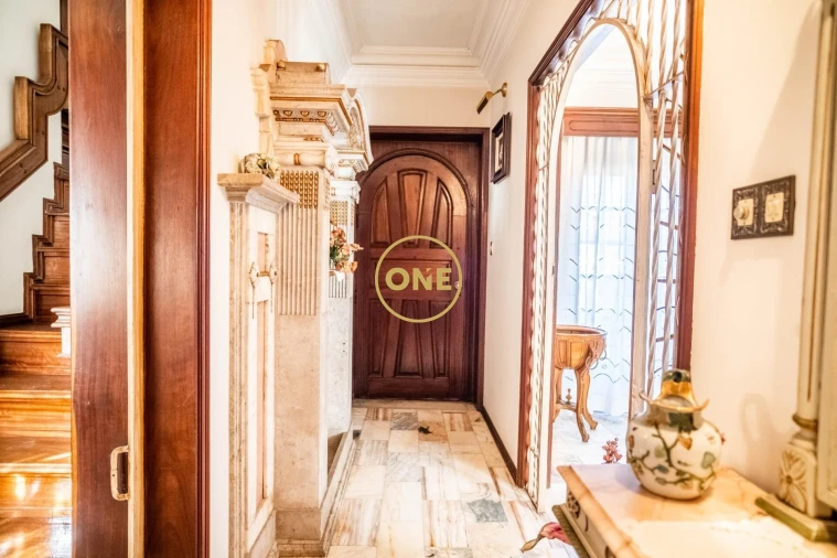 Moradia T6 para Venda em Agrela Foto 14