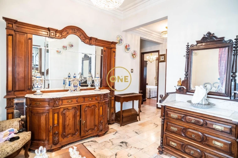 Moradia T6 para Venda em Agrela Foto 12