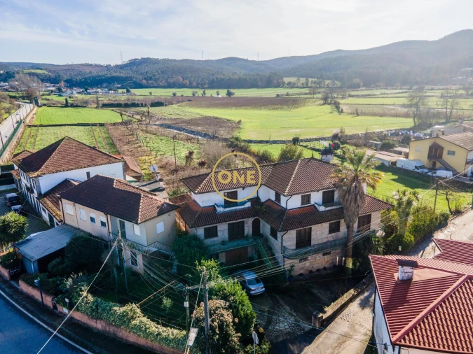 Moradia T6 para Venda em Agrela Foto 54