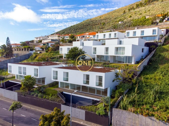 Moradia T3 para Venda em São Martinho Foto 6