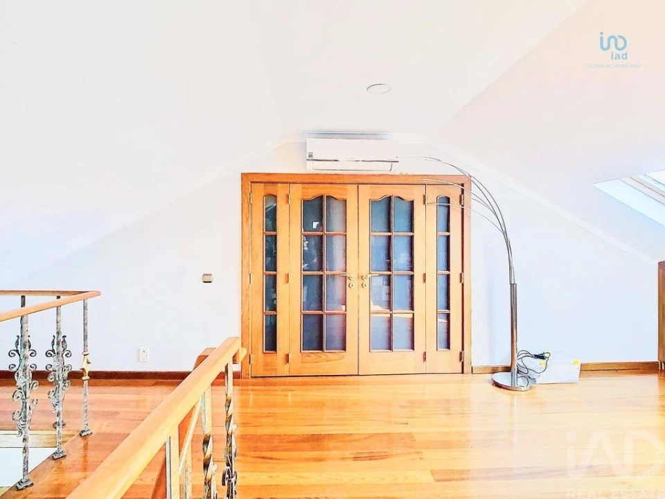 Moradia T6 para Venda em Alhos Vedros Foto 23