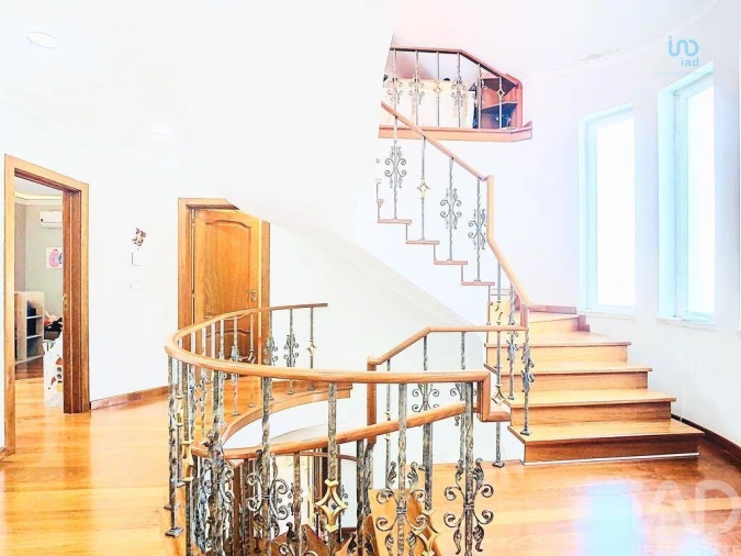 Moradia T6 para Venda em Alhos Vedros Foto 10