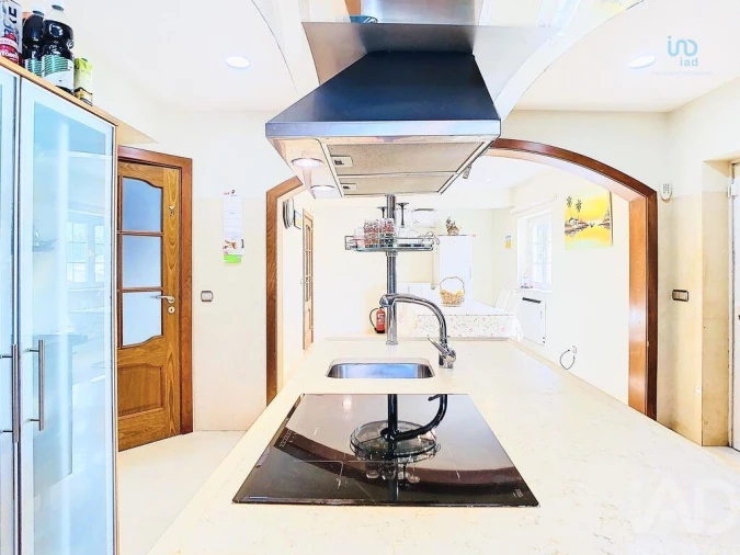 Moradia T6 para Venda em Alhos Vedros Foto 7