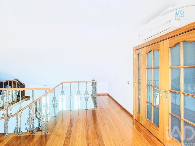 Moradia T6 para Venda em Alhos Vedros Foto 24