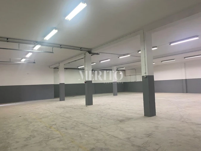 Armazém para Venda em Vila Nova de Famalicão e Calendário Foto 4