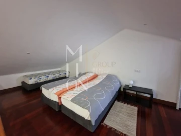 Moradia T4 para Venda em Funchal (São Pedro)