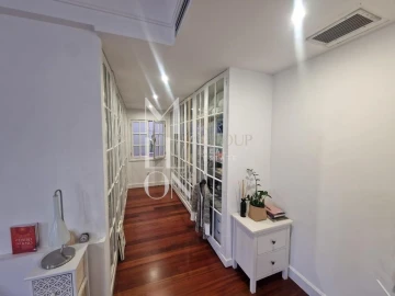 Moradia T4 para Venda em Funchal (São Pedro)