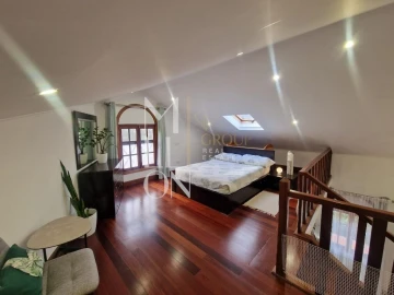 Moradia T4 para Venda em Funchal (São Pedro)