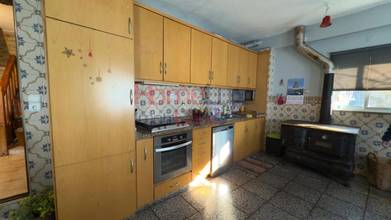 Moradia T4 para Venda em Vilarinho dos Freires Foto 37