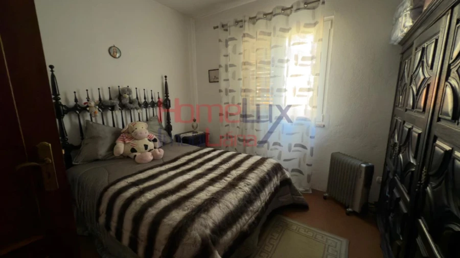 Moradia T4 para Venda em Vilarinho dos Freires Foto 25