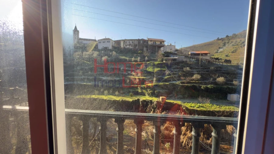 Moradia T4 para Venda em Vilarinho dos Freires Foto 32