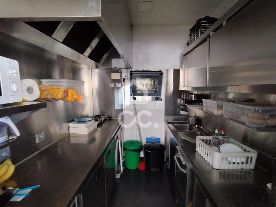 Negócio para Venda em Vieira de Leiria Foto 5