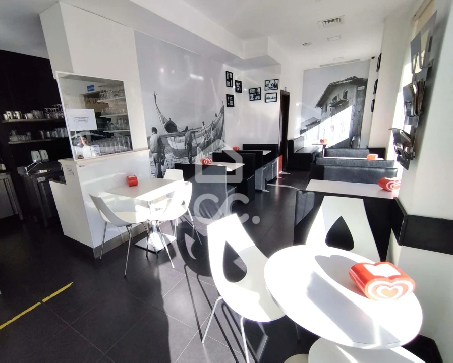 Negócio para Venda em Vieira de Leiria Foto 3