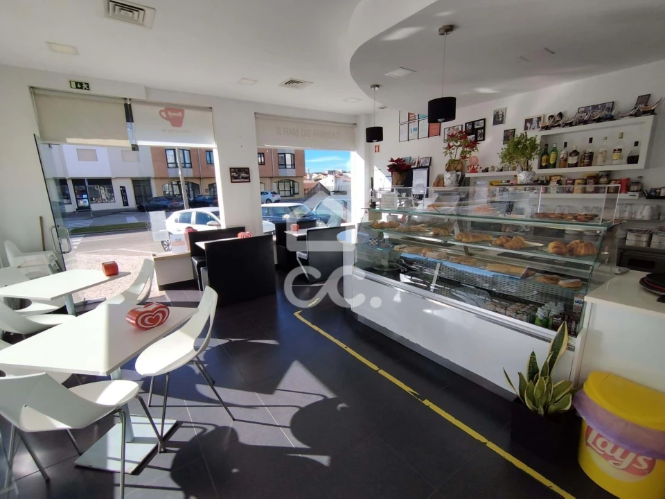 Negócio para Venda em Vieira de Leiria Foto 1