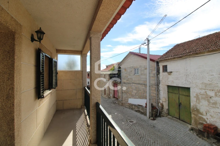 Moradia T3 para Venda em Vilas Boas Foto 3