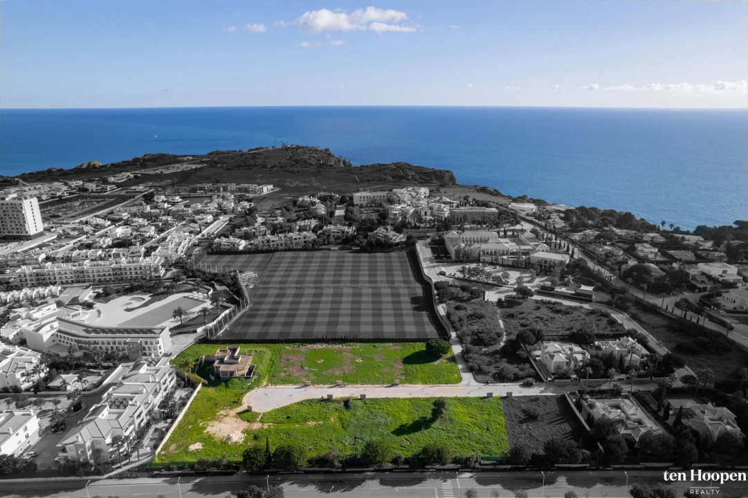 Terreno para Venda em Lagos (São Sebastião e Santa Maria) Foto 1