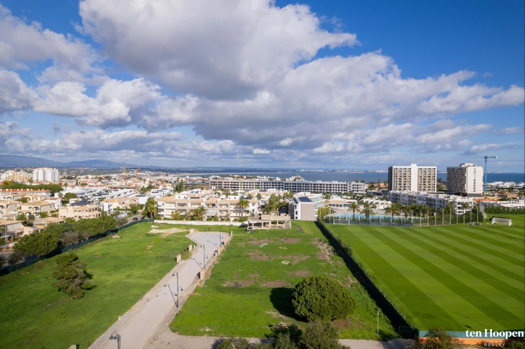 Terreno para Venda em Lagos (São Sebastião e Santa Maria) Foto 2