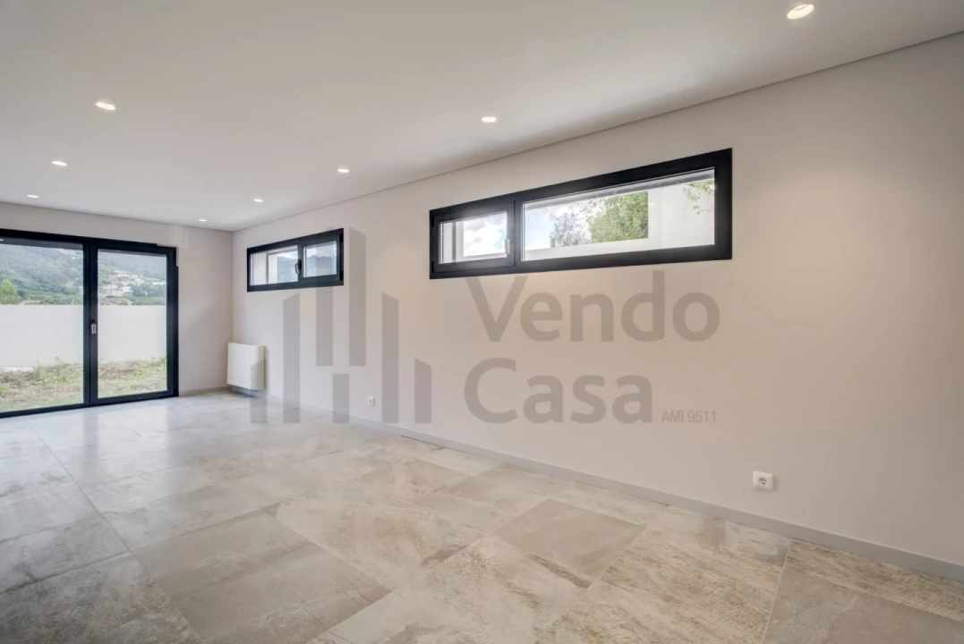 Moradia T3 para Venda em Este (São Pedro e São Mamede) Foto 12